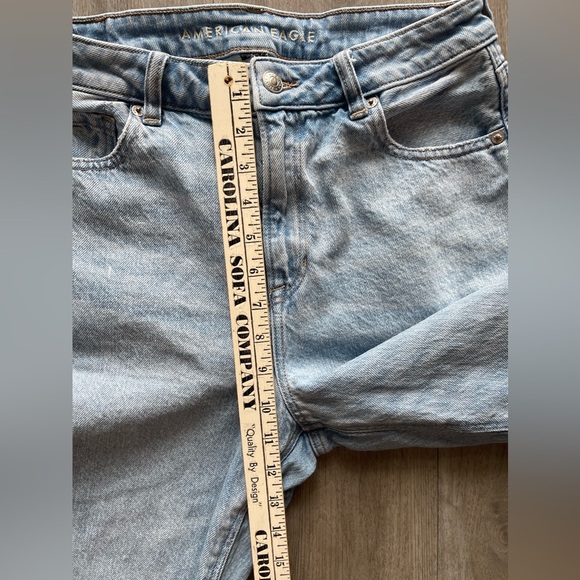 American Eagle High Rise Light Wash Straight Leg Denim Jeans Women’s 10 Short - Picture 8 of 11